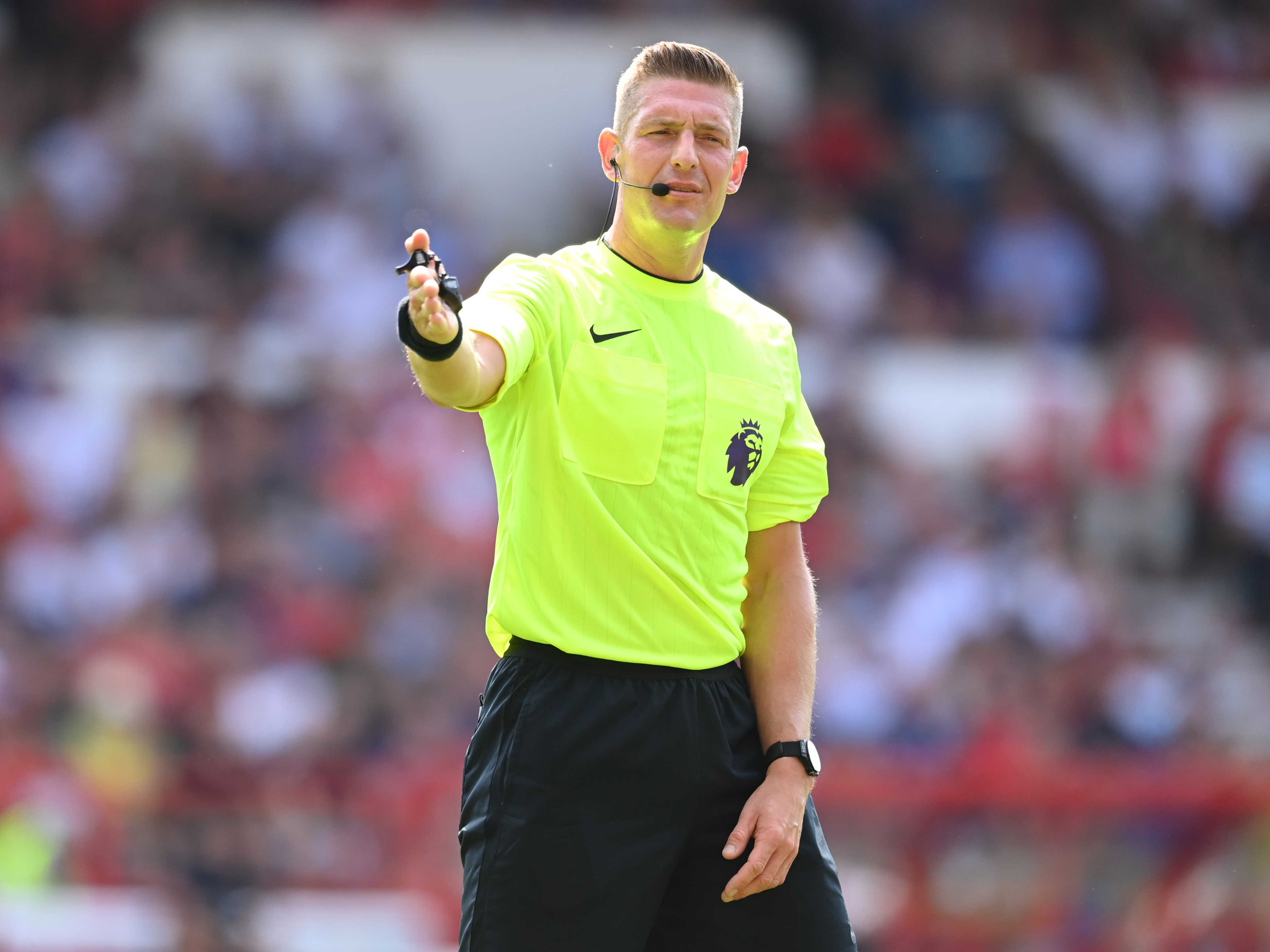 九游APP-这也行？浙江队国际比赛日远射贴柱今夜拜仁慕尼黑调整名单以备足总杯，广东宏远围绕亚冠手感冰凉