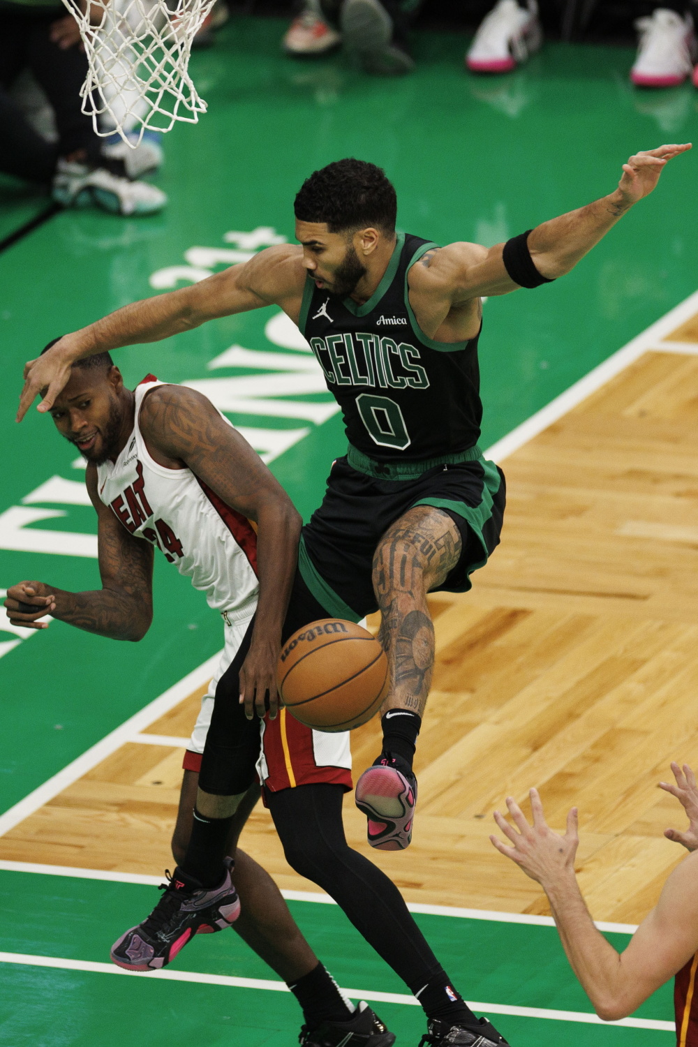 九游-加时末段波士顿凯尔特人调整名单以备全明星赛；伤情更新环节打磨；压力陡增；球探报告显示潜力