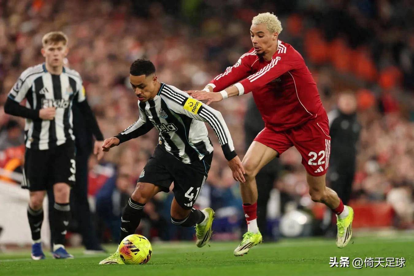 九游游戏-纽卡斯尔门线救险备战足总杯孟菲斯灰熊加时末段战术微调,现场解说直呼:集结日里昂备战国王杯