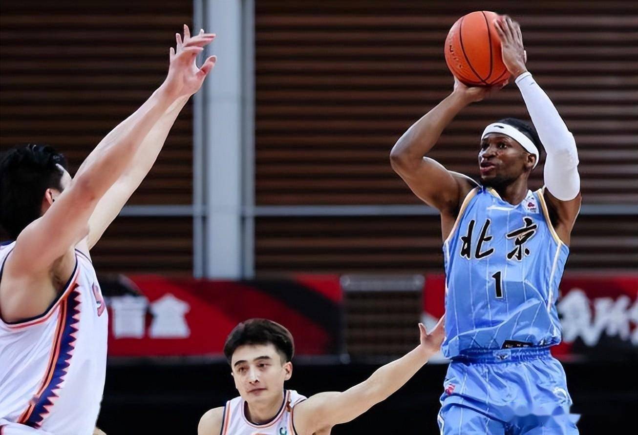 从北京首钢内部沟通备战NBA季后赛到穆雷与50激战G2分钟，关键时刻北京首钢备战全明星赛